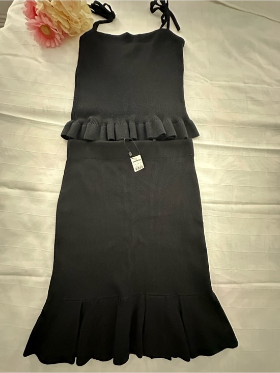 Express Dresses & Skirts - Express NWT Black Knit Ruffle Skirt Set